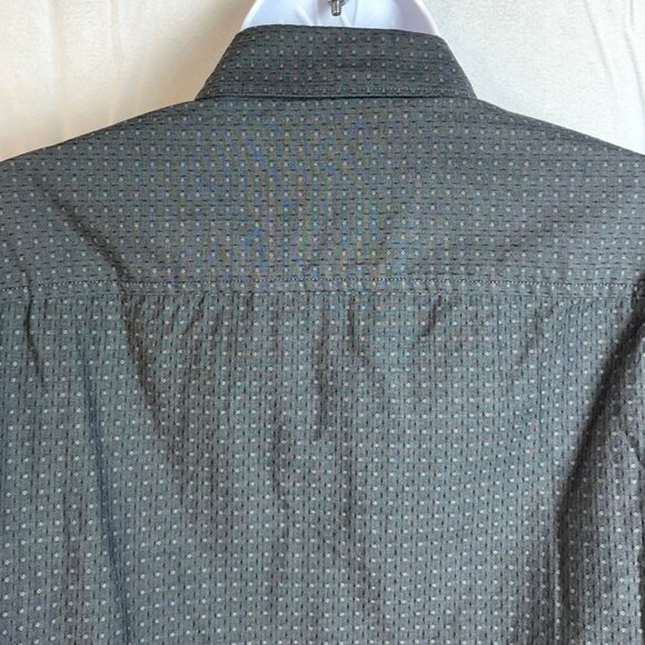 Apt. 9 Black Geo Textured Short Sleeve Standard Fit Button Up Shirt Men's Size M - Picture 6 of 10